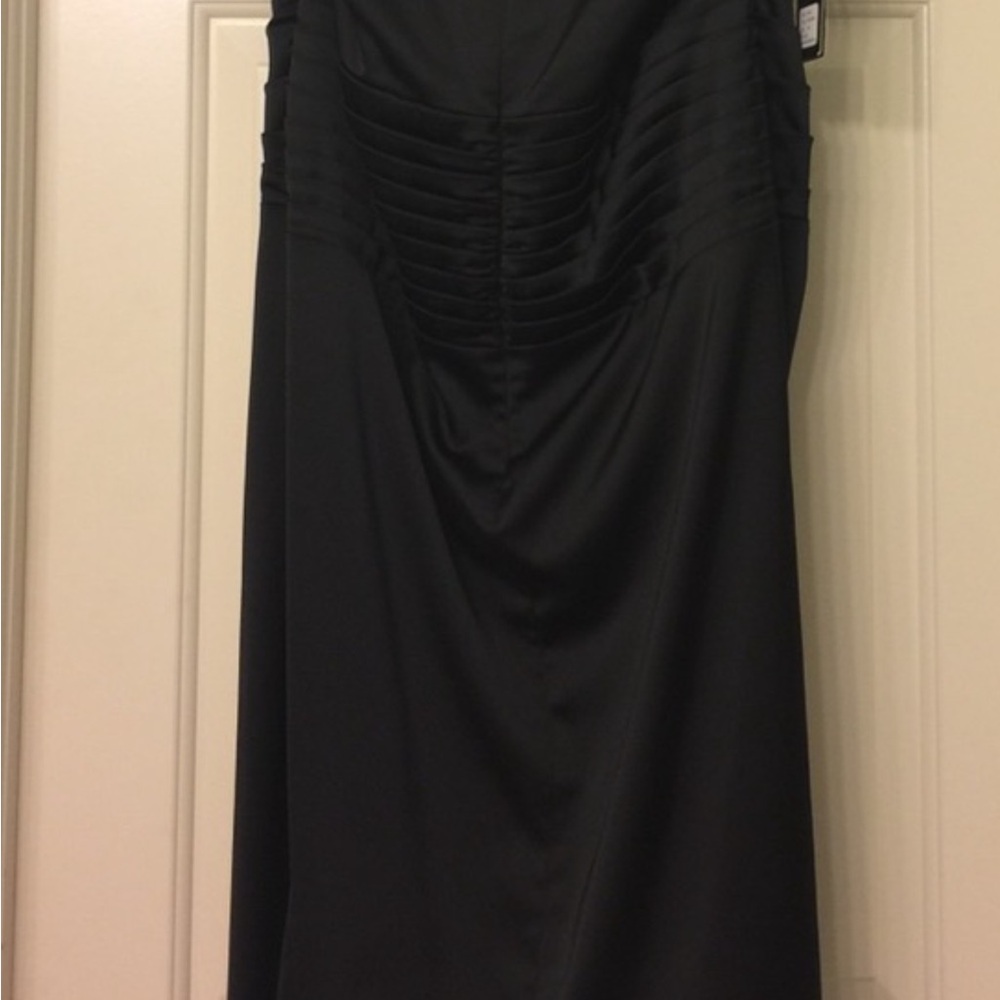 Tadashi ShojiBlack Ruched Evening cocktail Dress - size 12 NWOT - Picture 6 of 7